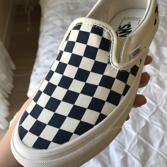 vans vault checkerboard